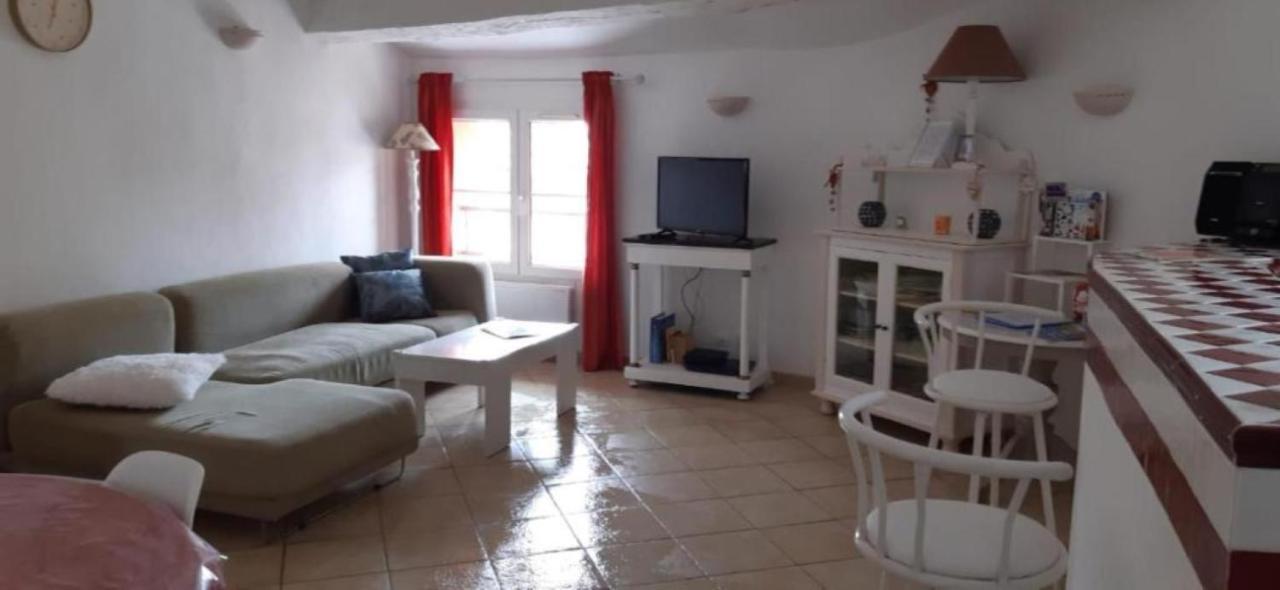 Duplex De Charme Avec Terrasse Au Coeur Du Village Лорг Екстериор снимка