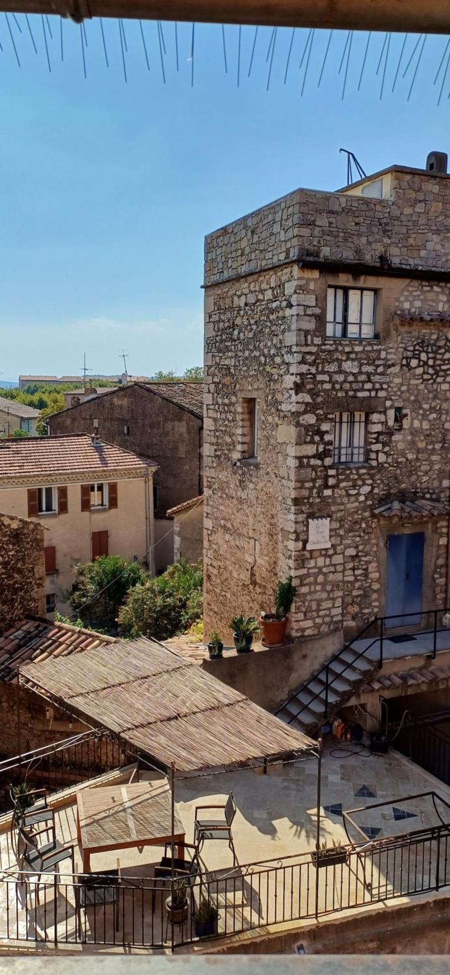 Duplex De Charme Avec Terrasse Au Coeur Du Village Лорг Екстериор снимка